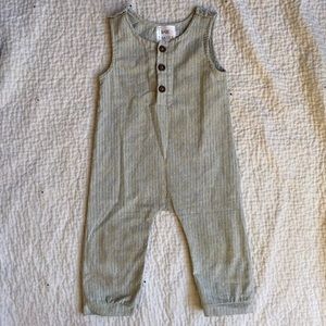 Babe Basics linen romper